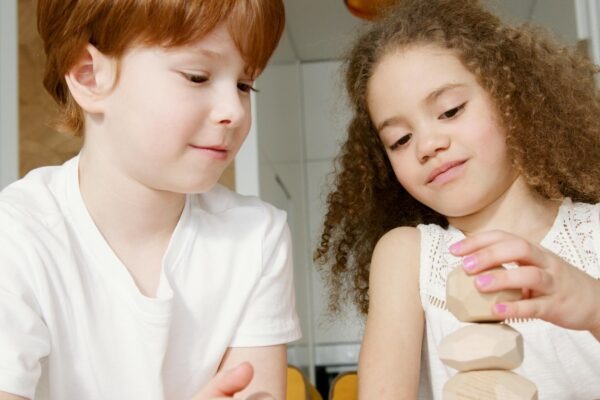 Tvorba entitnej mapy témy (Topic Entity Map): Metodika od základov