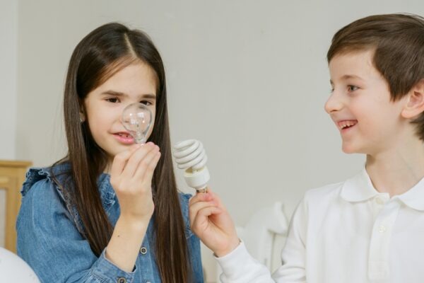 Gap analýza tém: Systematické odhaľovanie neviditeľných segmentov v obsahovej stratégii