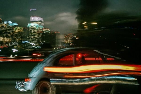 Topologie sítí: Komparace hvězda, sběrnice, kruh a mesh v moderním IT