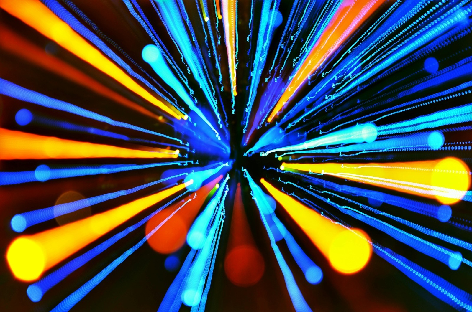 Automatizace systémových úloh pomocí PowerShell a Bash: Skriptování