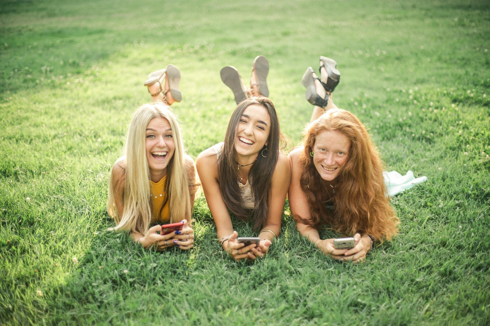 Regulácia influencer marketingu: Zodpovednosť influencerov a transparentnosť obsahu